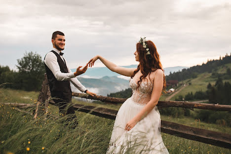 Fotógrafo de casamento Dіana Chernyuk (dianacherniuk). Foto de 6 de fevereiro 2020