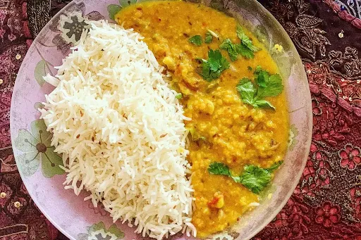 Yellow Dal Tadka With Jeera Rice