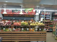 More Supermarket photo 4