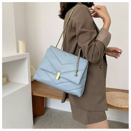 Title 1, Fashion chain messenger bag for women, stylish ...
