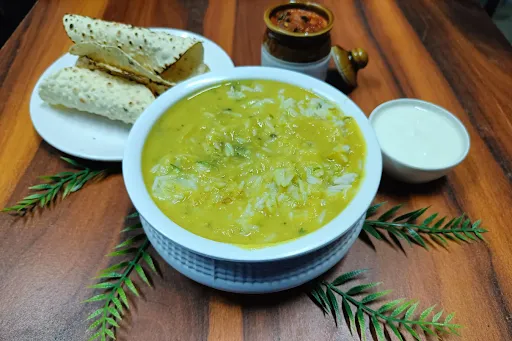 Plain Dal Khichdi With Pickle And Papad