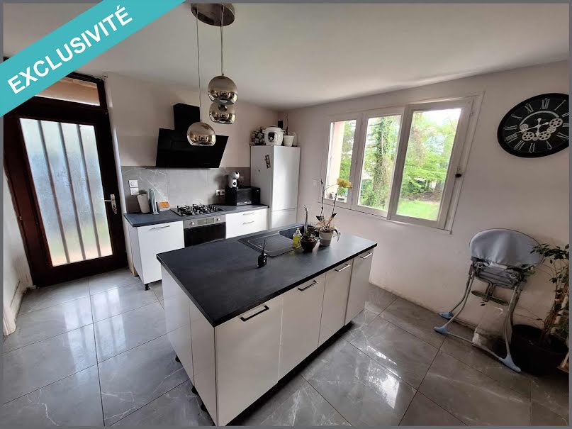 Vente maison 3 pièces 107 m² à Vonnas (01540), 189 000 €