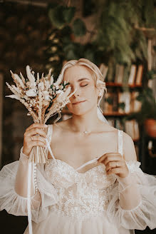 Wedding photographer Ekaterina Aksyutina (ekaaksyutina). Photo of 24 October 2022