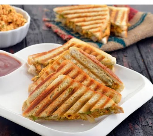 Junglee Paneer Sandwich [4 Pieces]