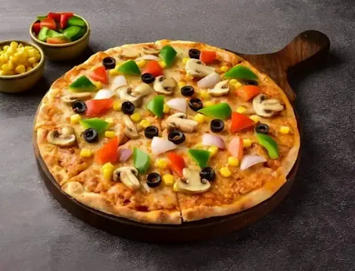 Deluxe Veggie Pizza