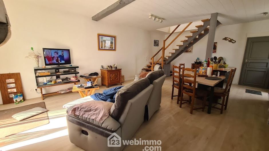 Vente maison 9 pièces 203 m² à Igon (64800), 227 500 €