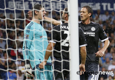 Courtois pakt strafschop, Chelsea wint spektakelmatch