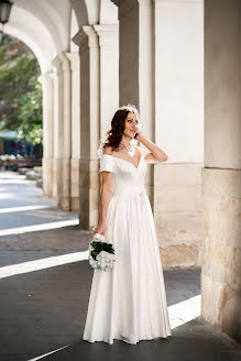 Fotógrafo de casamento Oksana Mikhalishin (oksamuhalushun). Foto de 8 de novembro 2021