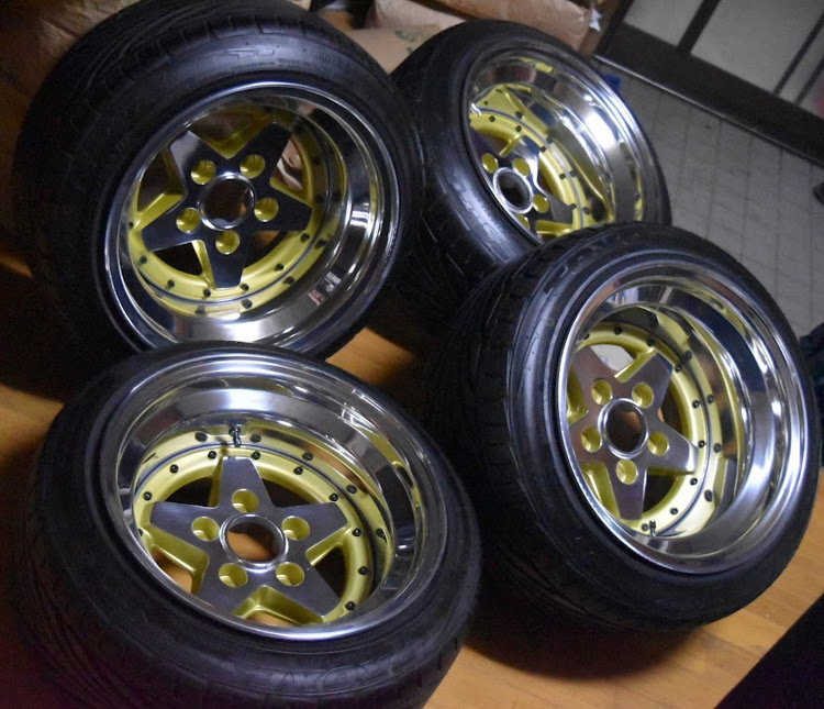 グロリアの歴代のホイール見てみたい・ホイール・旧車・ホイール交換に関するカスタム事例の投稿画像19枚目