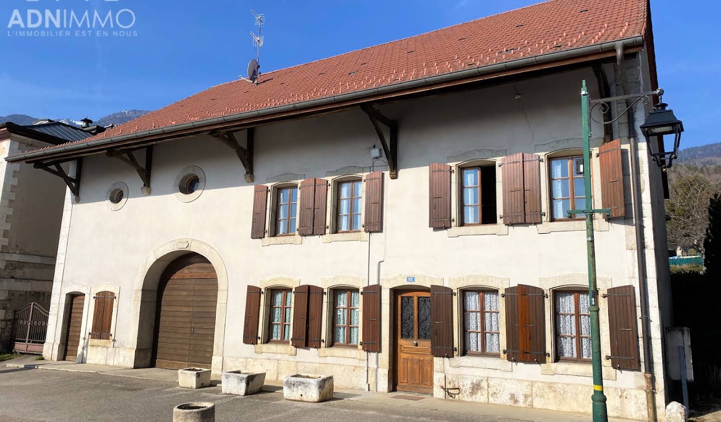 Maison avec terrasse Farges