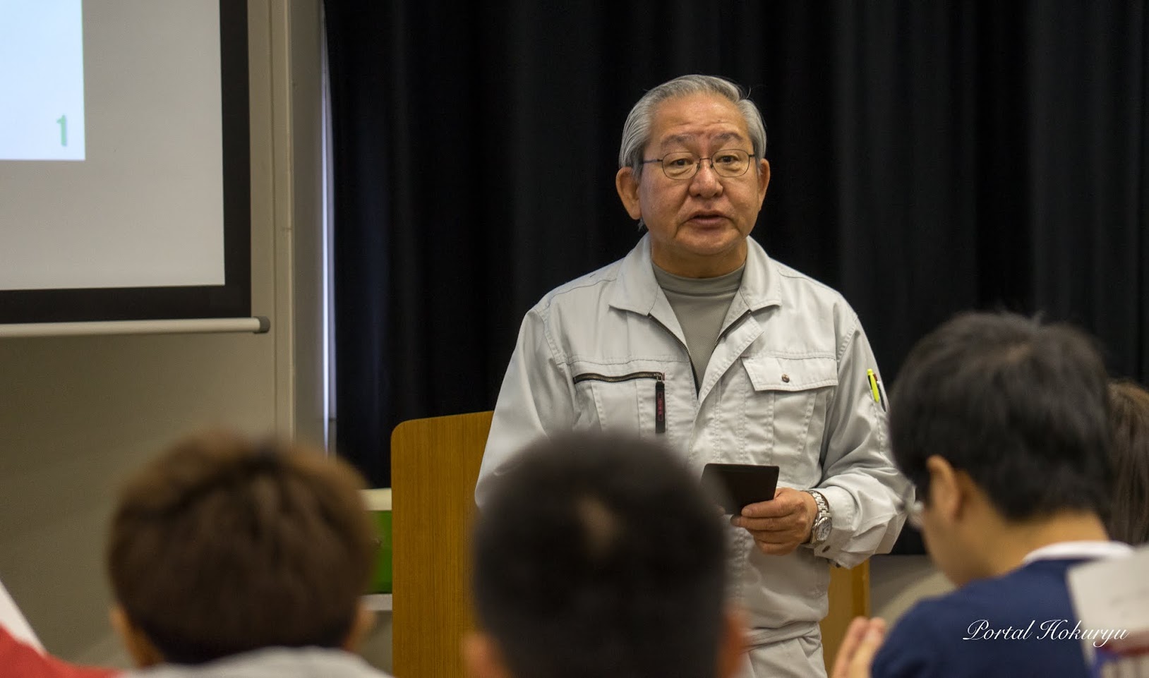 農学ビシネス学科長・岡崎正昭 教授
