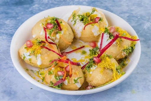 Dahi Aloo Puri