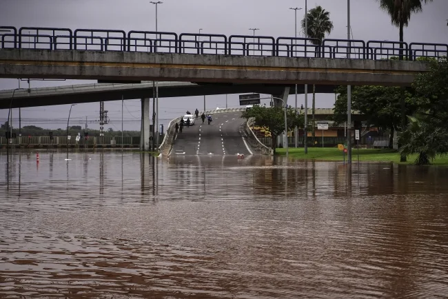 U poplavama u Brazilu 66 mrtvih i 101 nestala osoba