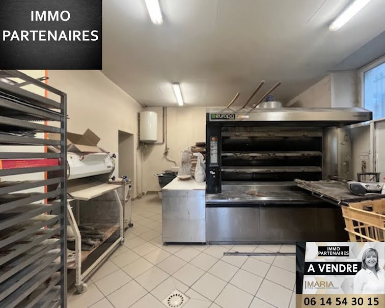 Vente locaux professionnels  140 m² à Ferrières-sur-Sichon (03250), 140 400 €