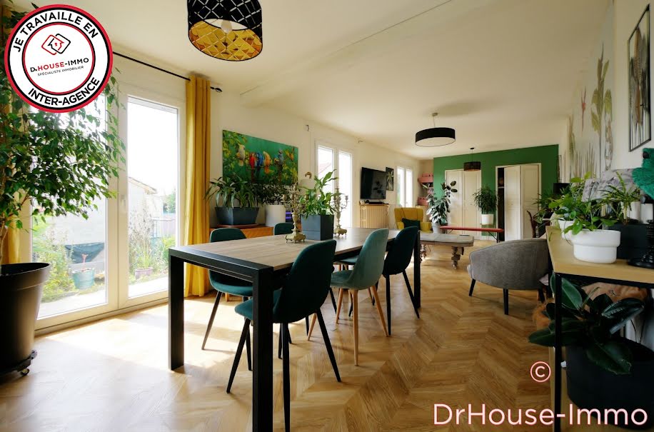 Vente maison 6 pièces 130 m² à La Chapelle-Saint-Luc (10600), 234 000 €