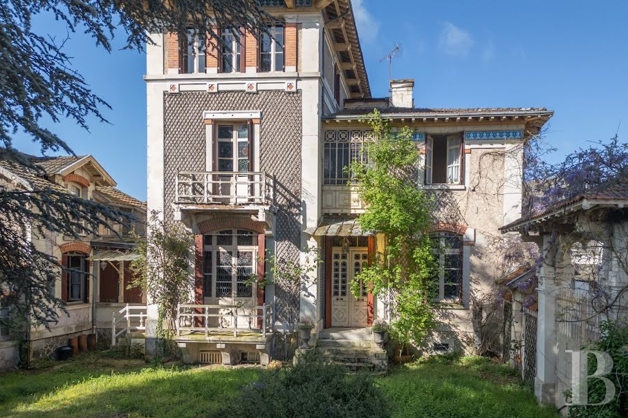 Vente maison 7 pièces 170 m² à Chatellerault (86100), 450 000 €