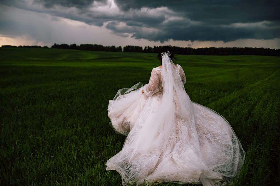 婚禮攝影師Olesya Shikanova（oksnapshot）。2020 6月28日的照片