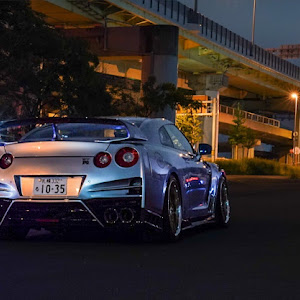 NISSAN GT-R R35