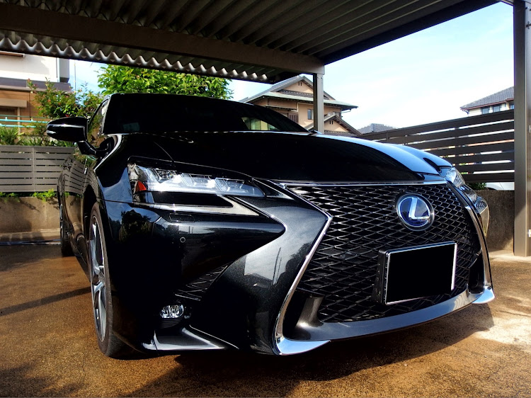 GSのGS 300h Fスポ・やはり撮る・洗車・お盆に関するカスタム事例の投稿画像1枚目
