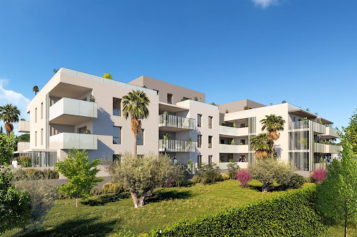 Modern residential building facade, balconies, garden - Prestige property for sale in Montpellier, 4 rooms, 3 bedrooms