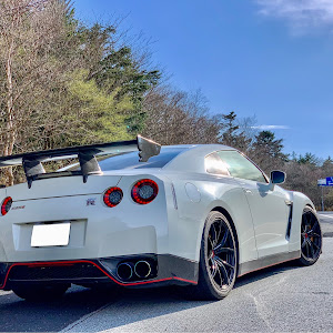 NISSAN GT-R R35