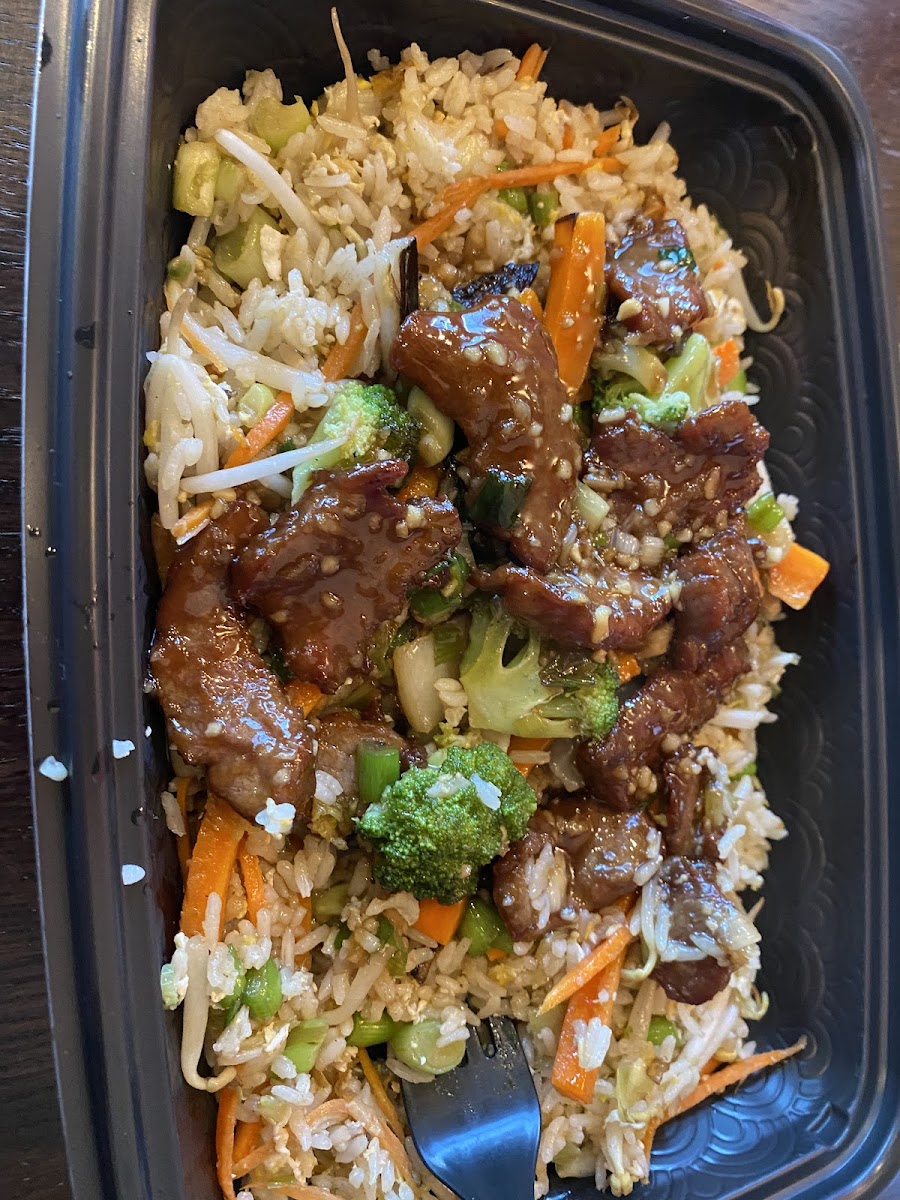 GF Beef and Broccoli with refried rice