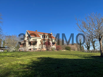 maison à Neuville-les-Dames (01)