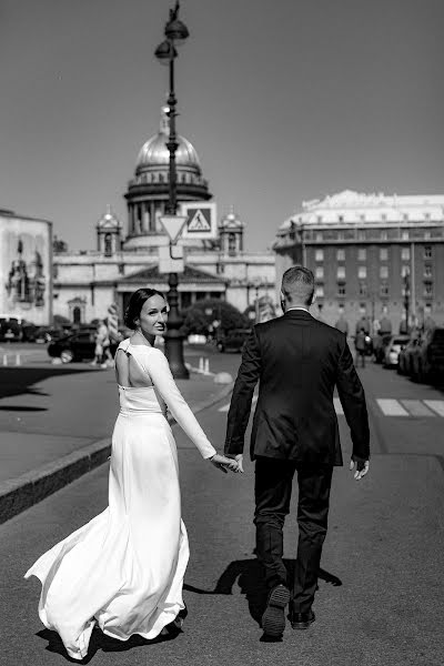 結婚式の写真家Aleksandr Smirnov (cmirnovalexander)。2021 8月31日の写真