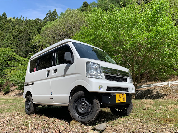 エブリイバンのSTREET MONKEY・ストモン・ちょいアゲ・GEOLANDAR X-AT・鉄チンホイールに関するカスタム事例の投稿画像1枚目