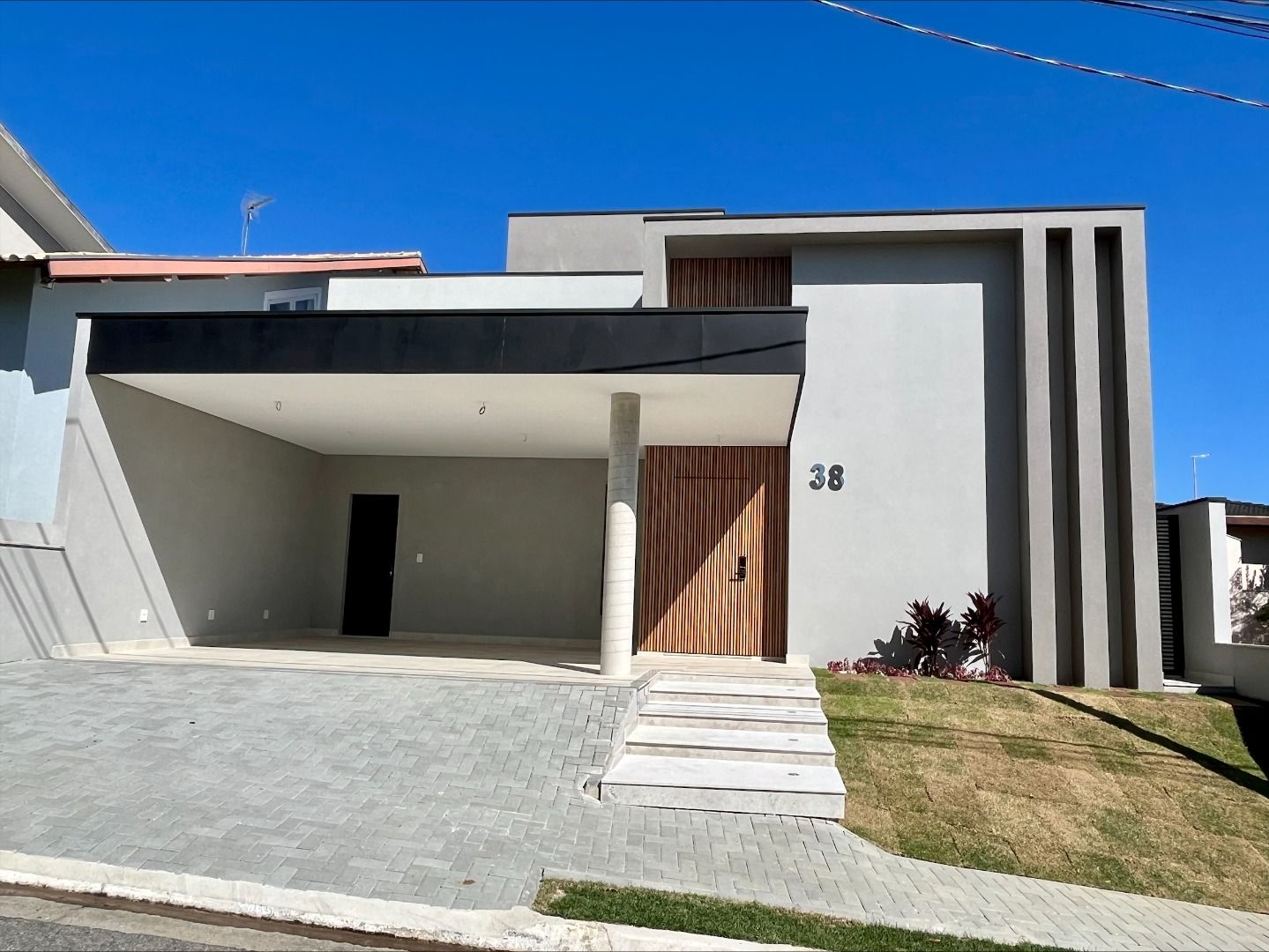 Casas à venda Jardim das Indústrias