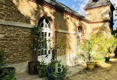 Maison avec piscine et terrasse 17