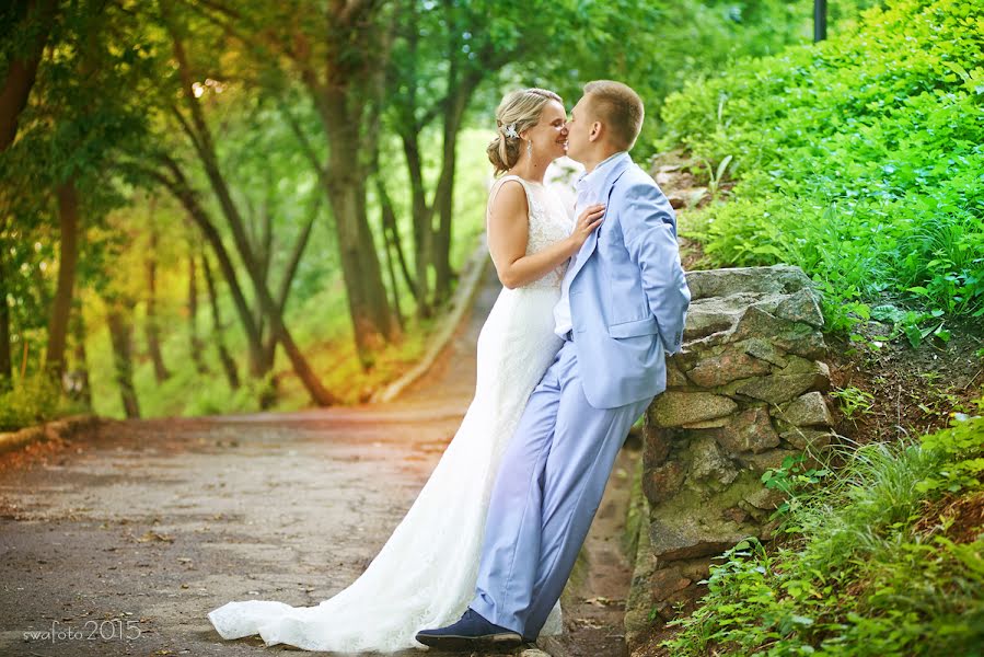 Fotógrafo de casamento Pavel Sbitnev (pavelsb). Foto de 6 de outubro 2015