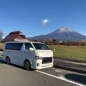 レジアスエースバン