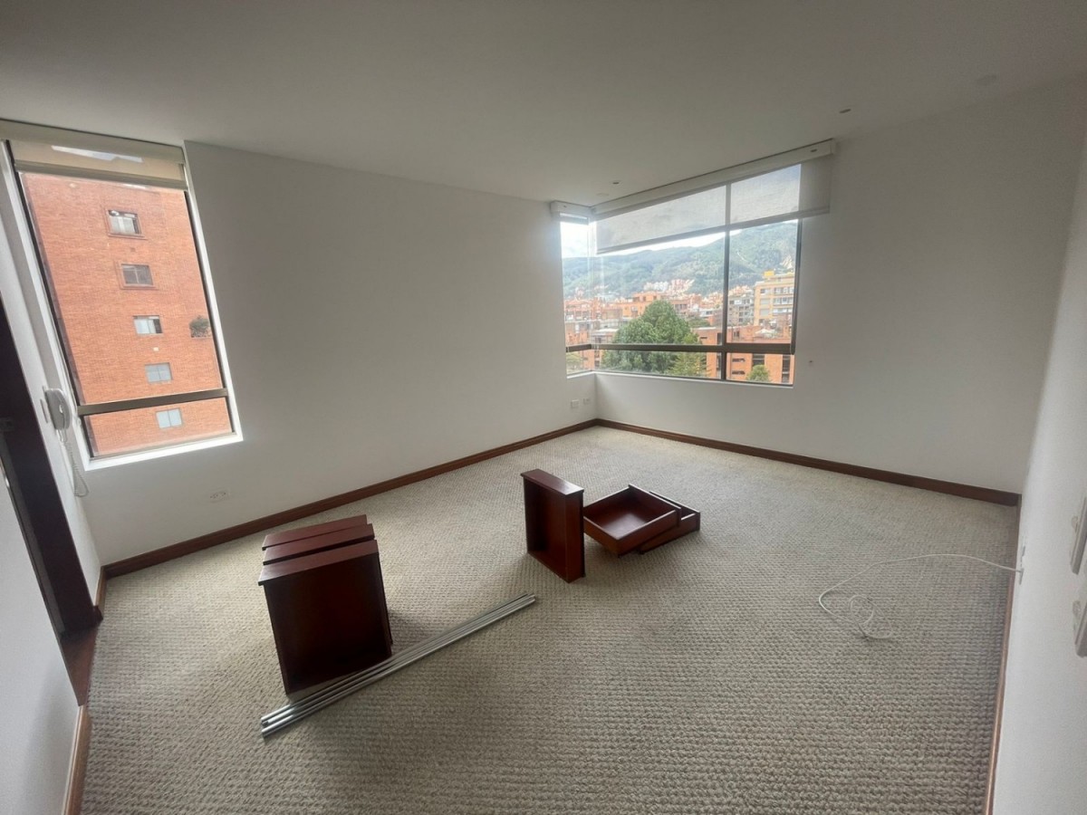 Apartamento En Venta - La Carolina, Bogota