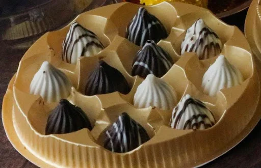 Assorted Chocolate Modak Box