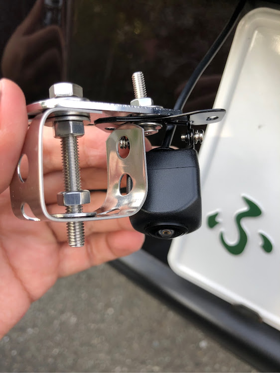 RX-8のDIY・バックカメラに関するカスタム事例の投稿画像1枚目