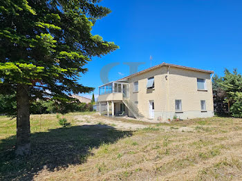 villa à Sainte-Cécile-les-Vignes (84)