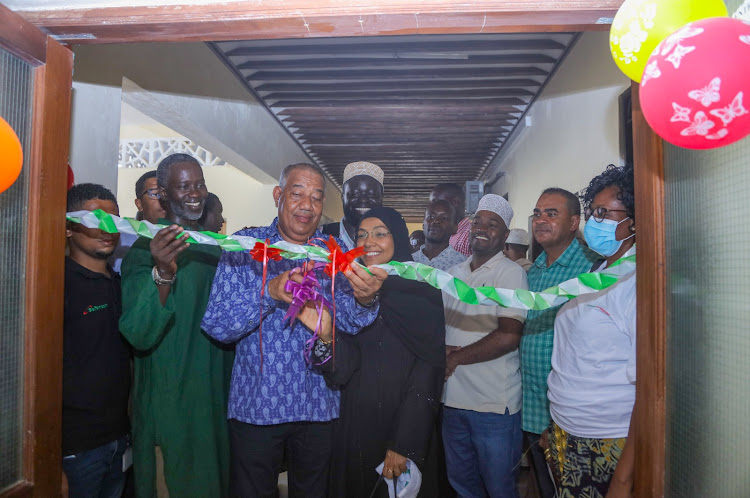 Lamu Governor Issa Timamy launches the initiative at King Fahd Hospital in Lamu Island.He is accompanied by his wife Hajara El-Busaidy, Stephen Kiptiness of Safaricom PLC and other officials.