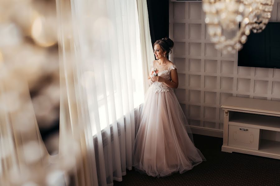 Wedding photographer Anna Kolmakova (anutakolmakova). Photo of 2 July 2019