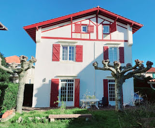 villa à Biarritz (64)