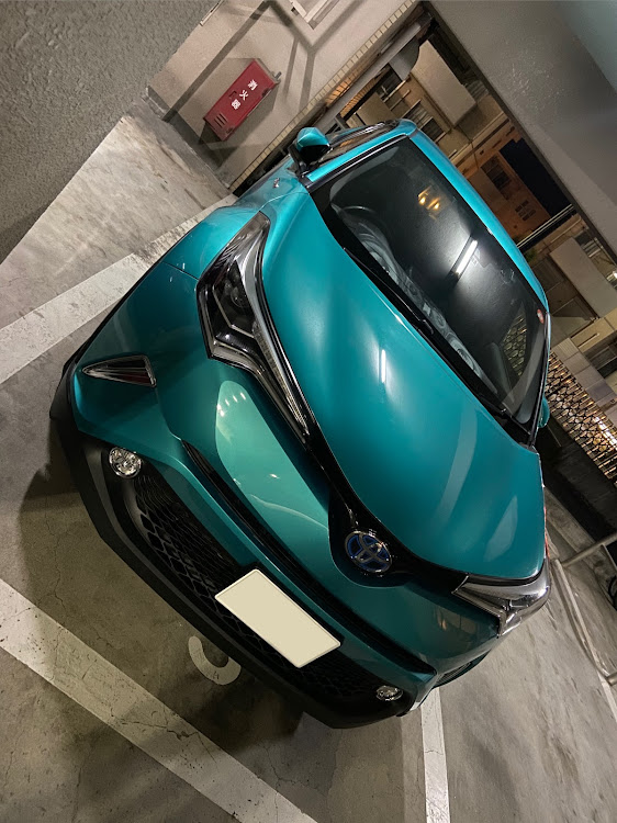 C-HRのchr・C-HR・コンパクトSUV・TOYOTA C-HR・仕事納めに関するカスタム事例の投稿画像1枚目