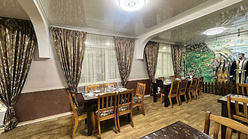 Средний зал