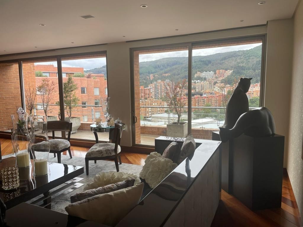 Apartamento En Venta - La Carolina, Bogota