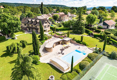 Maison avec piscine et jardin 1