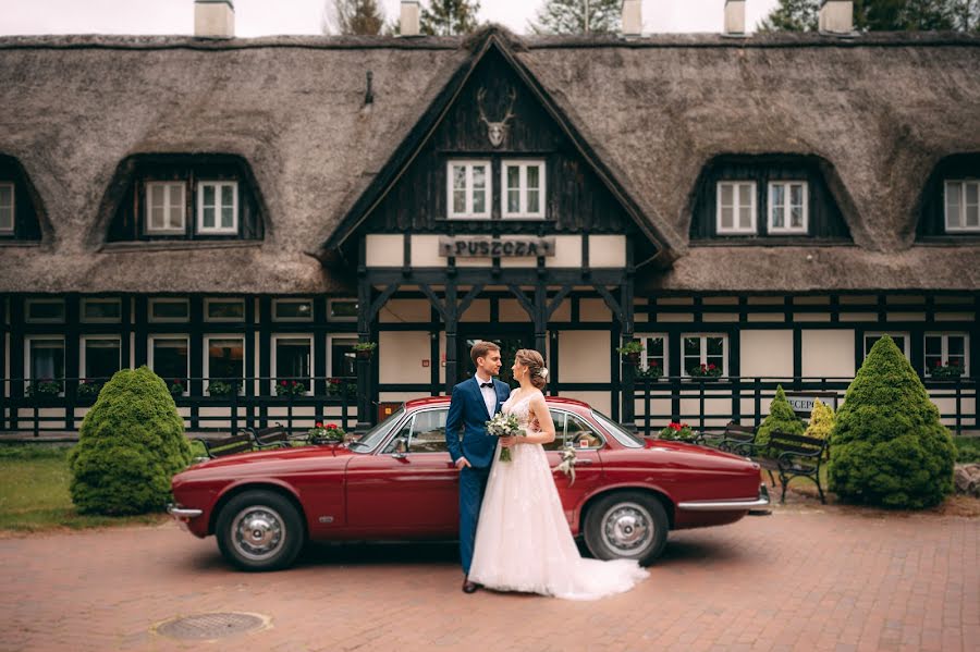 Fotografo di matrimoni Piotr Kochanowski (kotofoto). Foto del 30 maggio 2021