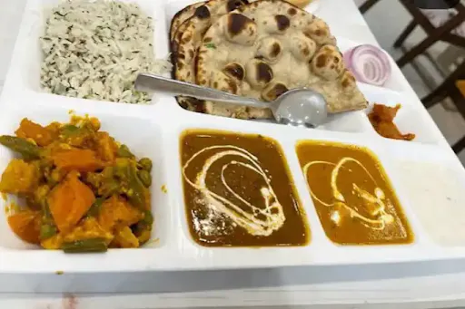 Deluxe Thali