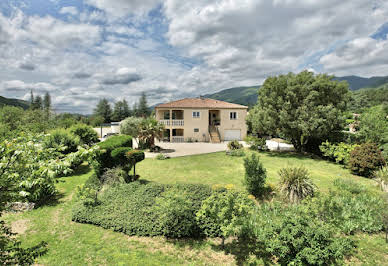 House with pool and terrace 1