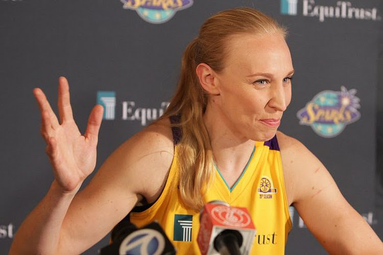 WNBA-titel is binnen, maar nog steeds één gapend gat op het palmares van Wauters