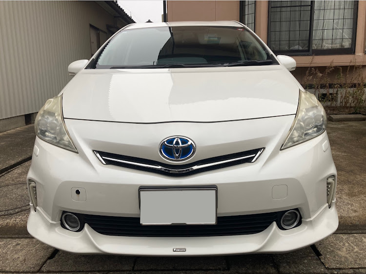 addictさんが投稿した中古車販売・福井・プリウスα・ユーザー買取車・状態良しに関するカスタム事例の投稿画像2枚目
