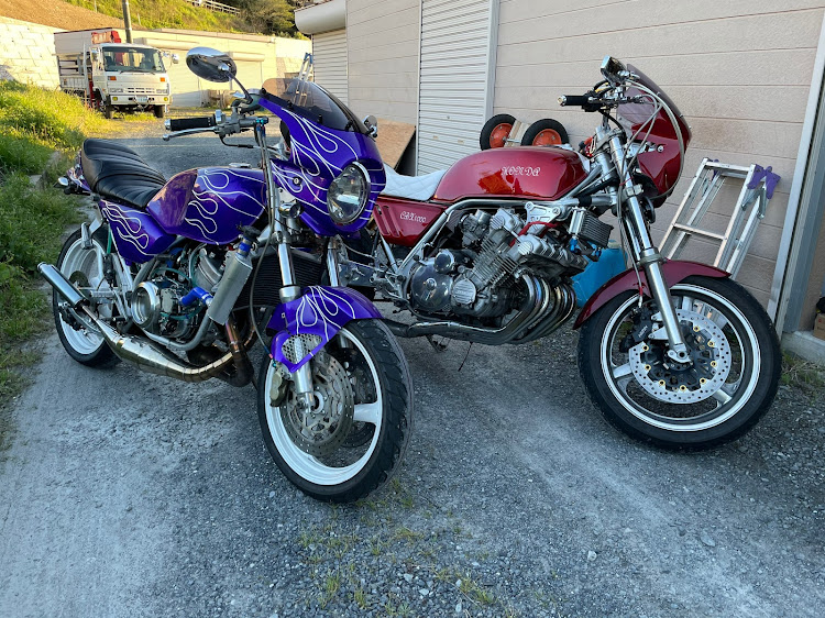 8-eightさんが投稿した単車・愛車・YAMAHA・HONDA・RZに関するカスタム事例の投稿画像1枚目